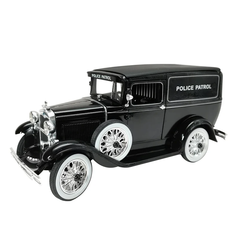 

1:18 1931 Panel Vintage Simulation Patrol Alloy Classic Car Ornaments Die Casting Diorama Finished Product Model Miniature Toys