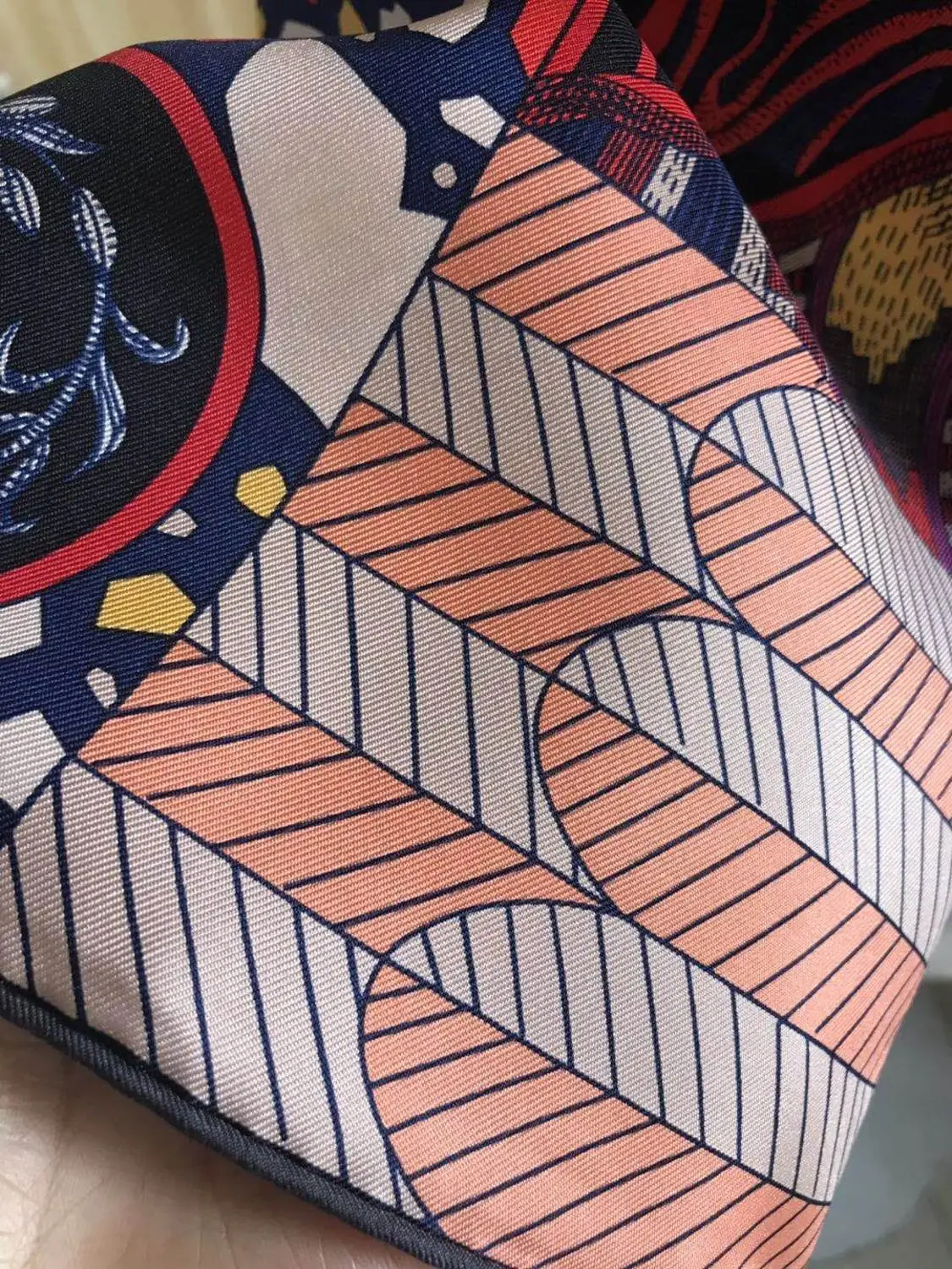 

2020 New Arrival winter brand elegant 100% silk scarf 90*90 cm square shawl hand made roll wrap for women lady free shipping