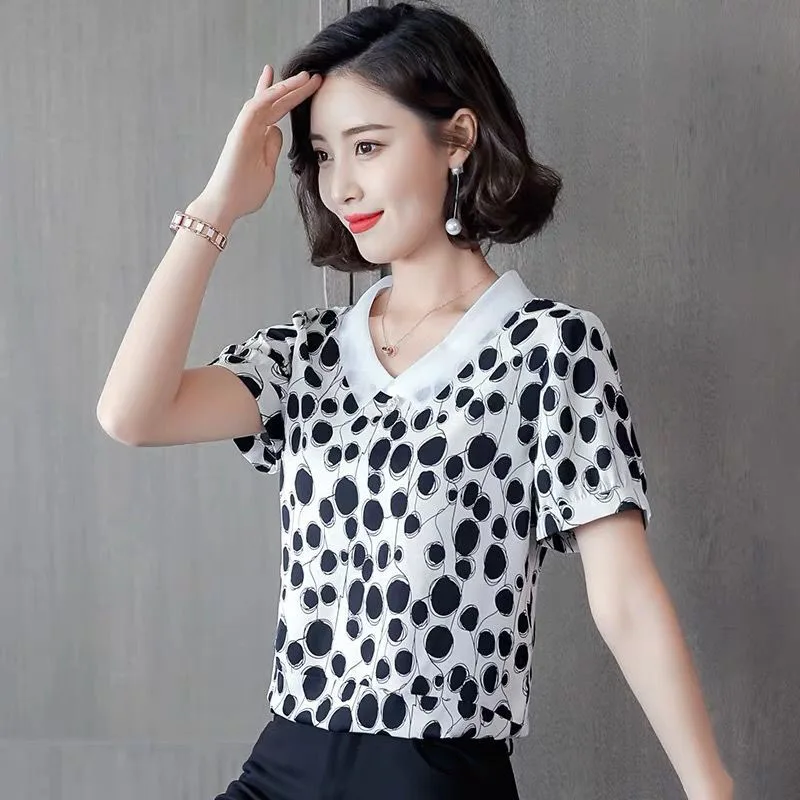 

Women Spring Summer Style Chiffon Blouses Shirts Lady Casual Short Sleeve Peter Pan Collar Polka Dot Blusas Tops