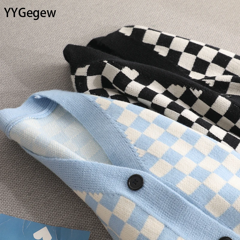 Женский короткий кардиган оверсайз повседневный укороченный толстый свитер