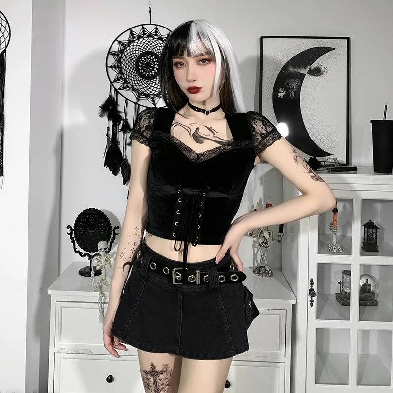 

Black T-Shirts Goth Vintage Sexy Lace Trim Corset Tops Elegant Gothic Short Sleeve Bodycon Tee Summer T Shirt Women