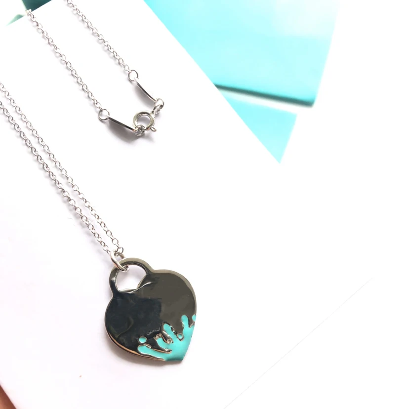 

Ladies Luxury Brand Splash Love Splash Necklace Clavicle Chain Pendant Heart Pendant Logo Exquisite Jewelry