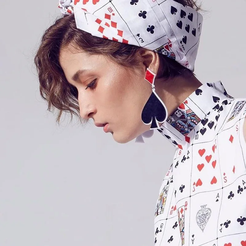 Модные Акриловые Длинные серьги Cpop креативная покерная форма большие