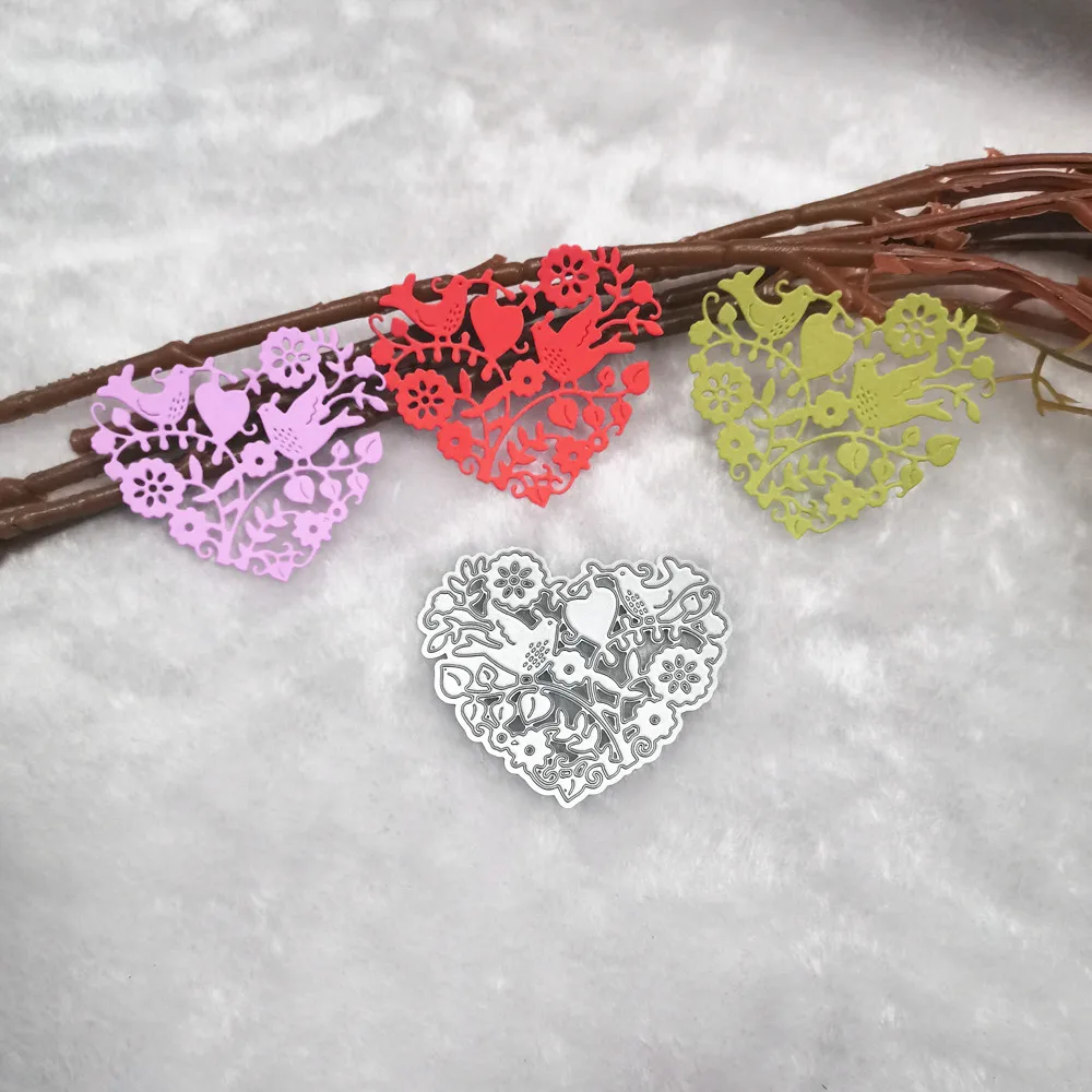 Металлический трафарет для изготовления фотографий с изображением сердца птицы