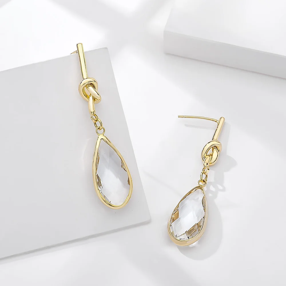 Женские серьги подвески с цирконом золотистого цвета|Серьги-подвески| |