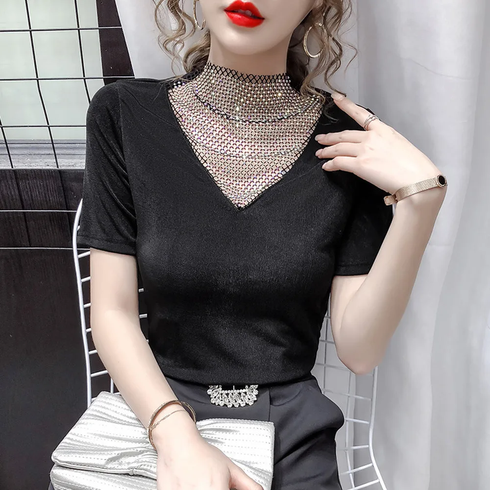 

2021 Vintage New Women Diamond T Shirt Solid Color Slim And Simple T-shirts For Female Short Sleeve Leisure V Collar Tops TShirt