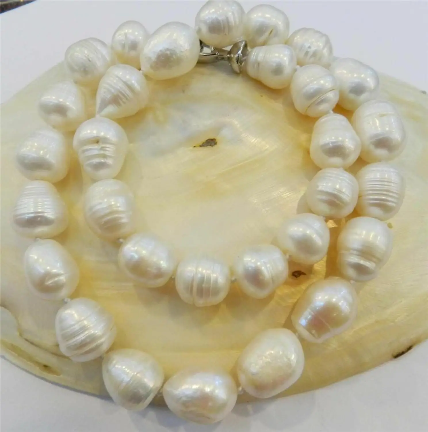 

free shipping BIG RICE SHAPE 11-12MM WHITE REAL NATURAL PEARL NECKLACE AAA