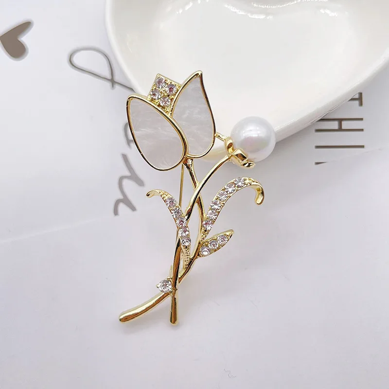 

Rose Brooch shell pearl femininity fashion personality suit Brooch Pin clothing accessories sweater pin cute brooches