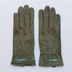 Перчатки женские зимние из натуральной замши, зеленые