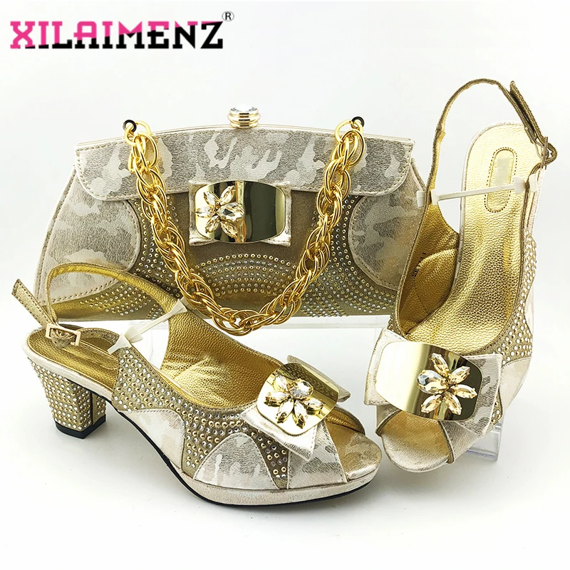 

Новинка 2020 года; элегантный комплект из туфель и сумочки золотого цвета в африканском стиле; итальянский вечерний комплект из обуви и сумки ...