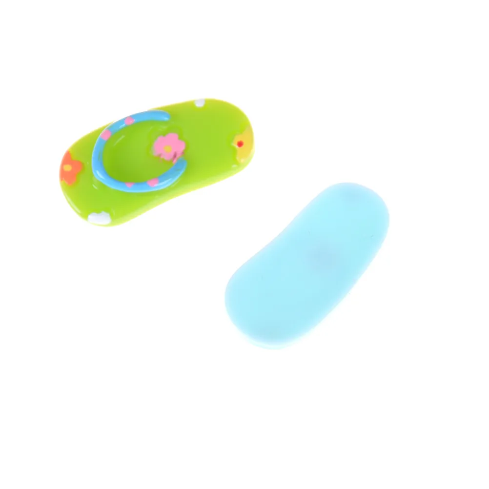 

New Mini Resin Flip Flop Simulation Furniture Slipper 1/12 Dollhouse Miniature Accessories Model Toys For Doll House Decor 2Pair