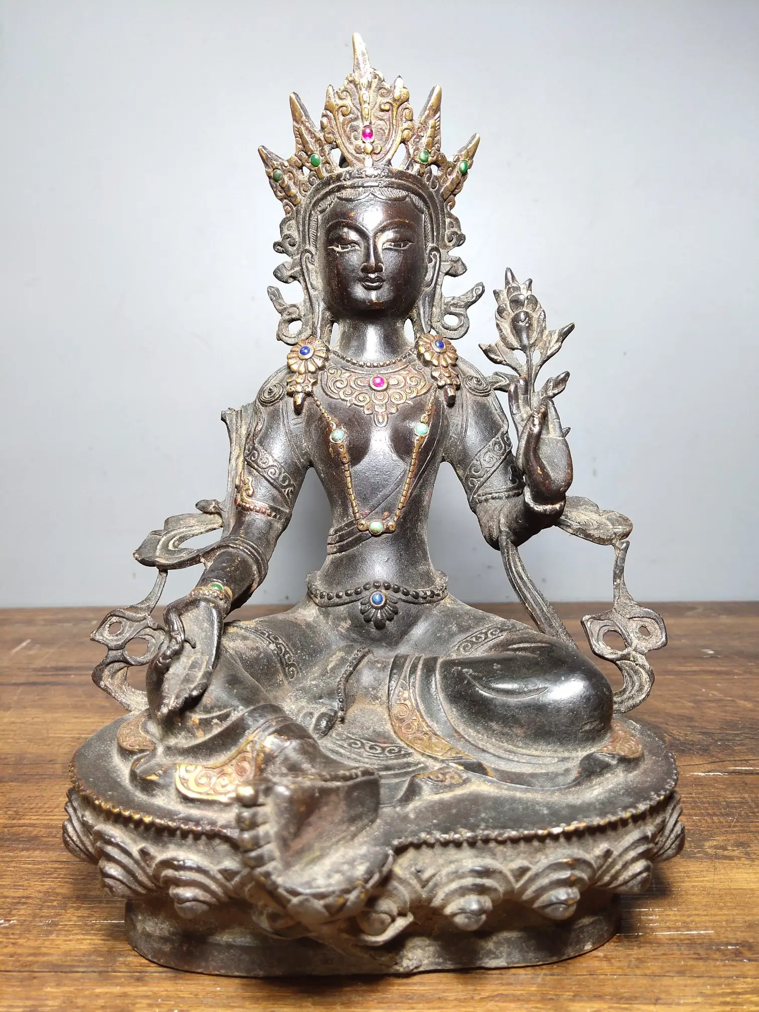 

Home Decor 11" Tibet Buddhism Old Bronze Gem Tara Avalokitesvara Green Tara Buddha Dorothy Enshrine the Buddha