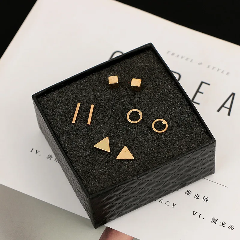 

4 Pairs Geometric Square Triangle Stud Earrings