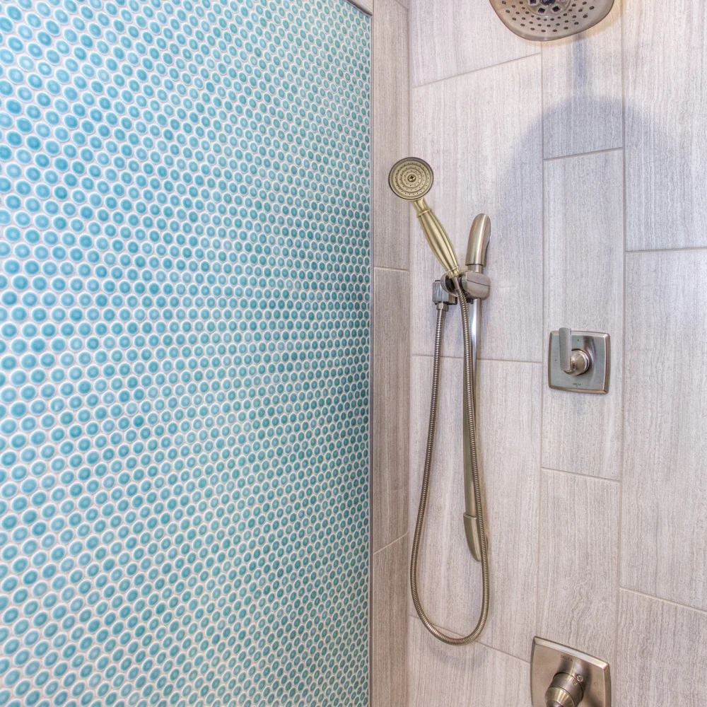 

1pc Bathroom Shower Nozzle Handheld Practical Shower Tool (Bronze)