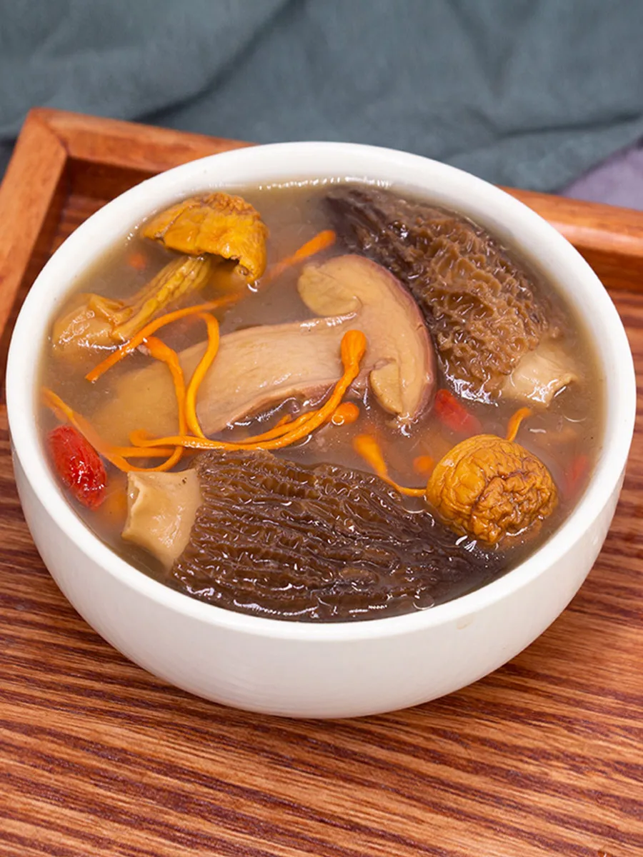 

Yunnan delicious cow bacilli dry white porcini specialty mushroom mushroom in clay pot soup mountain delicacies 200 g