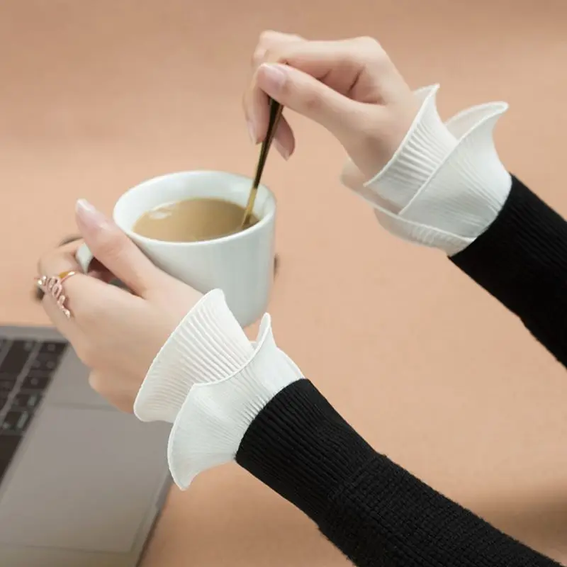 

New Detachable Shirt Pleated Flare Sleeve False Cuffs Solid Color Pleated Layered Wristband Decorative Women Clothing Accessory