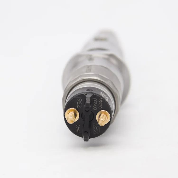 

PC200-8 Excavator 6D107 Engine Fuel Injector Assy 6754-11-3011