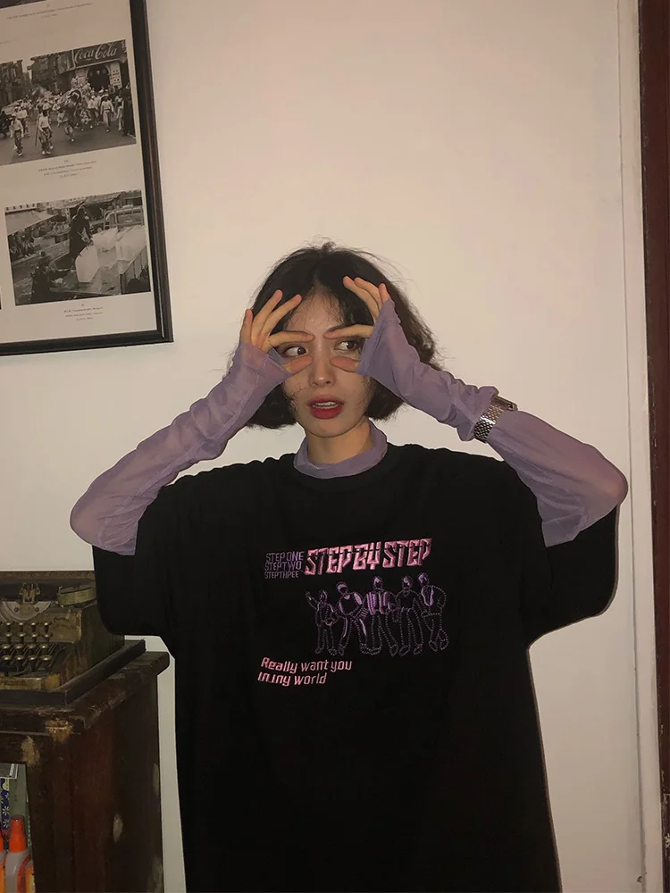 Футболка женская с коротким рукавом свободная сетчатая майка надписью и круглым