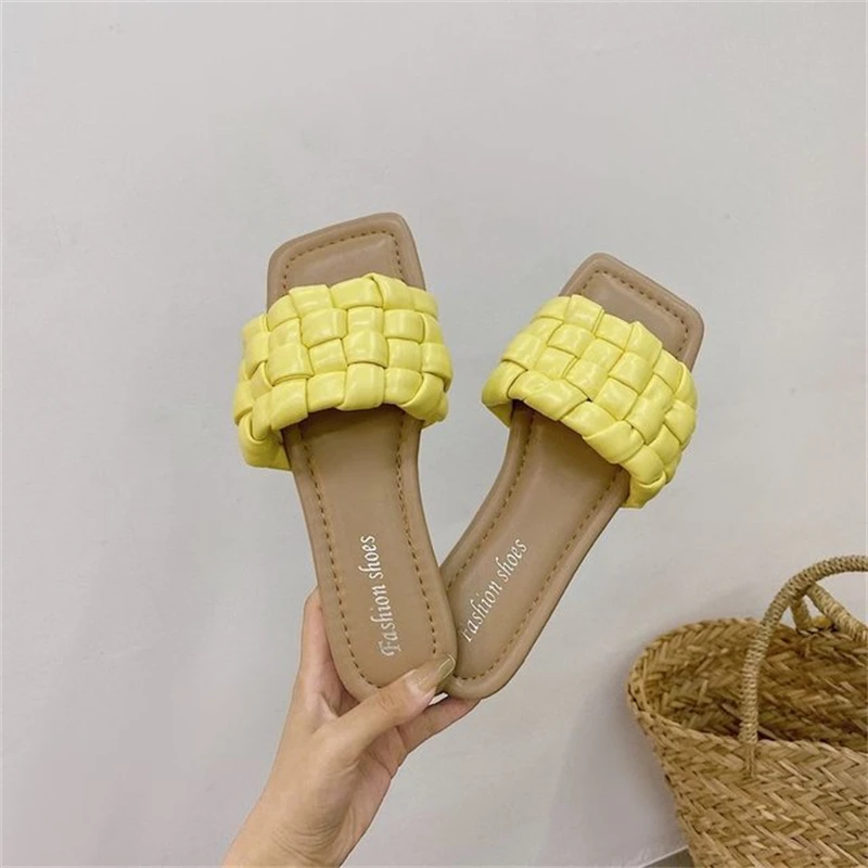 

Women's shoes slippers 2021 summer new woven slippers fashion outer wear square toe comfortable soft bottom beach slippers