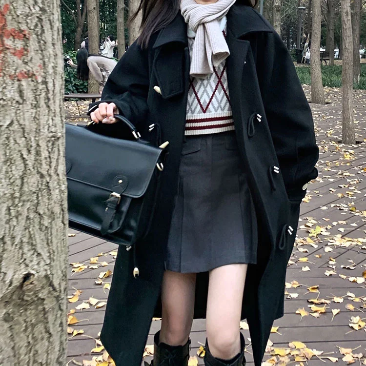 

Вязаная вышивка для колледжа