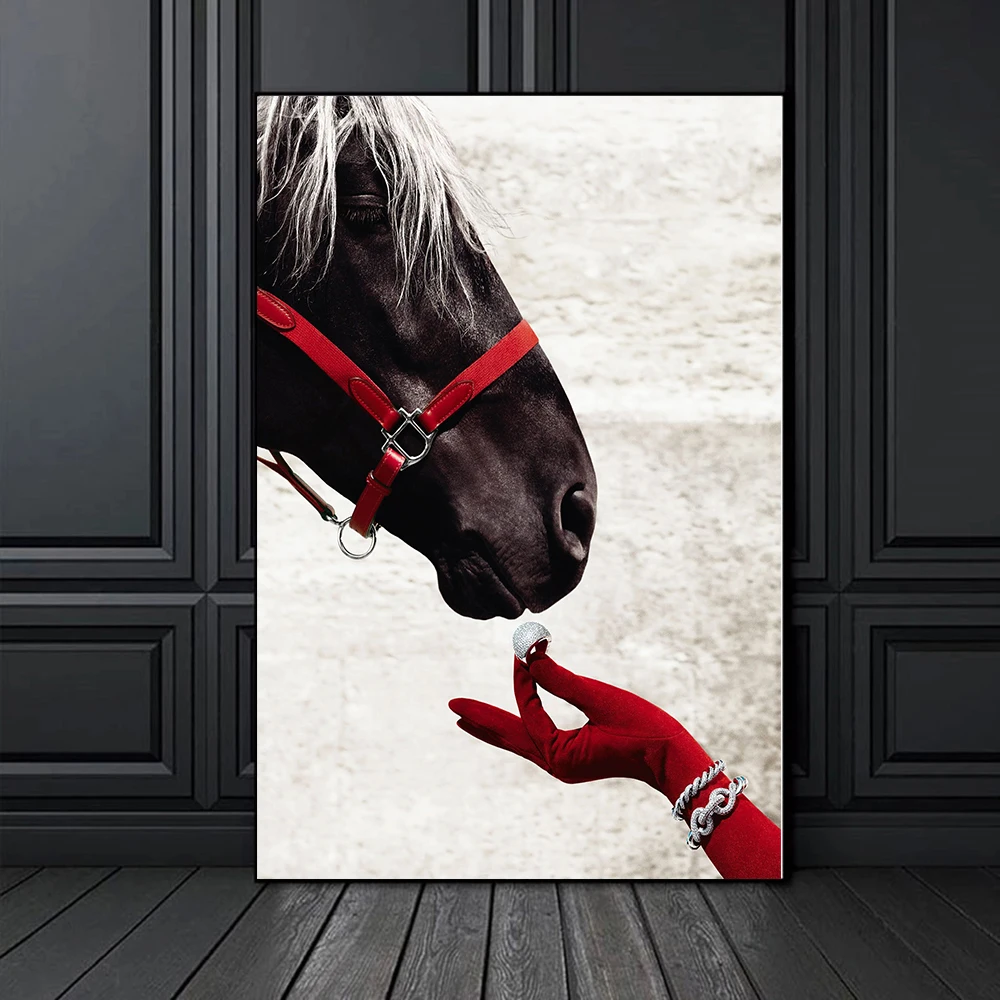 

Nordic Style Canvas Painting Horse Head and Ring Creative Posters Prints Living Room Decoration Painting Wall Picture Home Decor