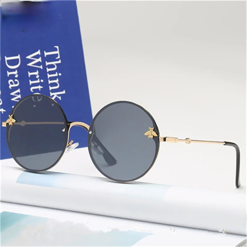 

2021 Brand Retro Sunglasses Fashion Simplicity Round Sunglasses Women Black Bee Cat eye Zonnebril Dames Uv400