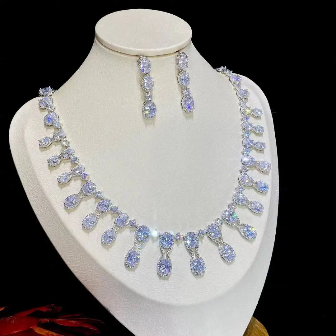 Комплект женских украшений из ожерелья и браслета 2 шт.