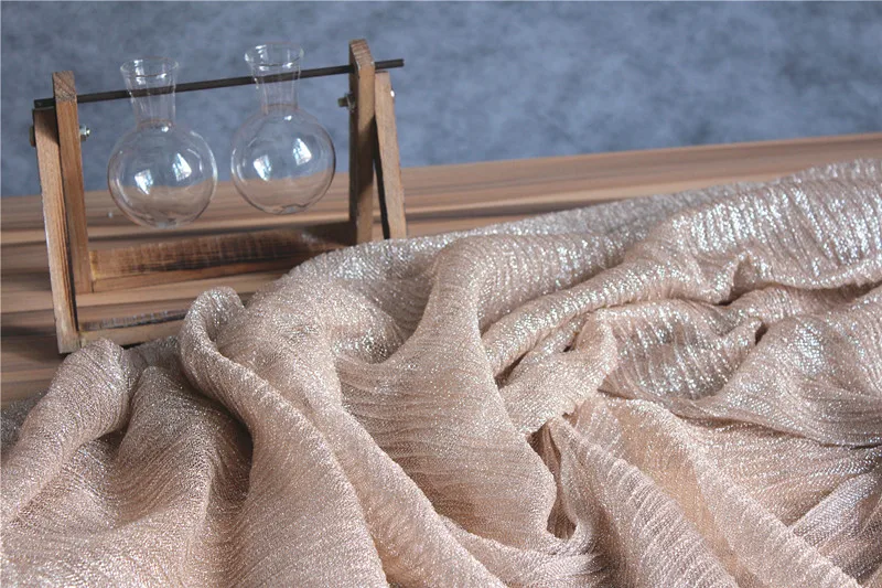 Плиссированные точки текстуры плиссированные Асимметричные серебряные