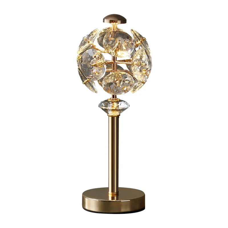 

Прикроватные светильники для спальни в стиле постмодерн, Новые креативные светильники для гостиной, кабинета, прихожей, металлические хрус...