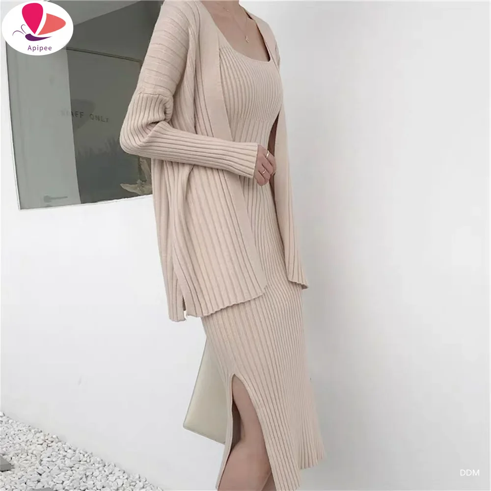 

New High Quality Winter Women's Casual Long Sleeved Cardigan + Suspenders Sweater Vest Dress Two Piece Runway Dress Suit