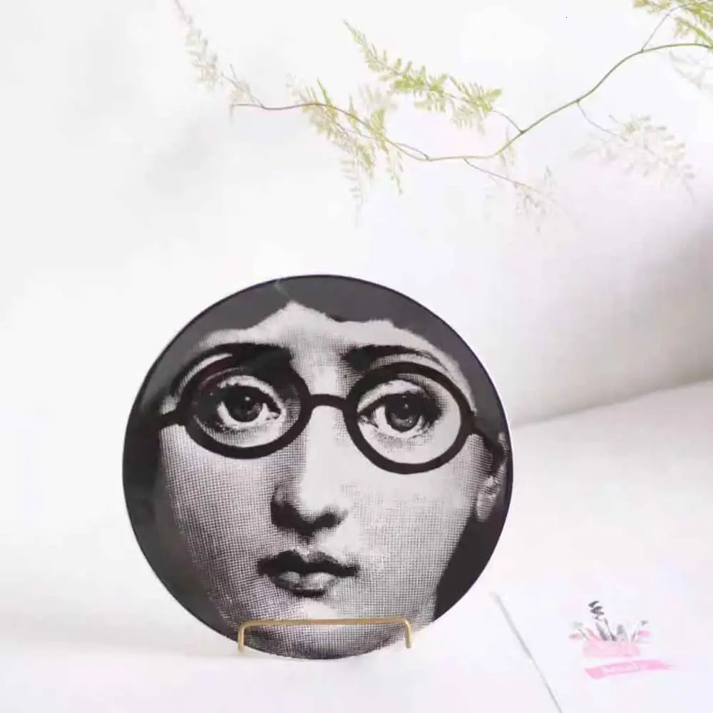 Milan rosenthal Piero fornasetti 8 дюймов керамическая обеденная тарелка блюдо десертная тарелка для закуски тарелка для торта украшение подвесная тарелка - Цвет: 4