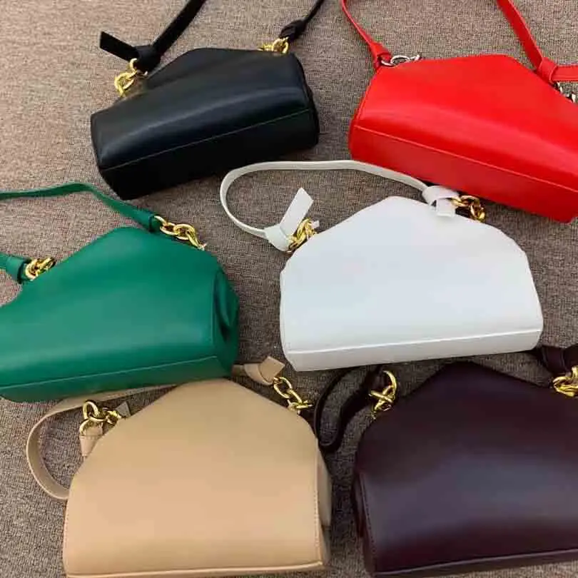 

Designer Ladies Axillary bag 2021 Women handbag Fashion handbags shoulder Bags Mobile phone wallet clutch Metallic Artwork