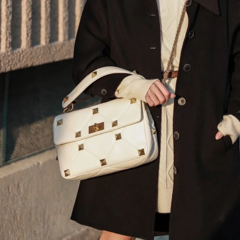 

Classic Luxury chain bag 100% leather messenger bag big rhombic lock flap single shoulder bag with cover small square bag