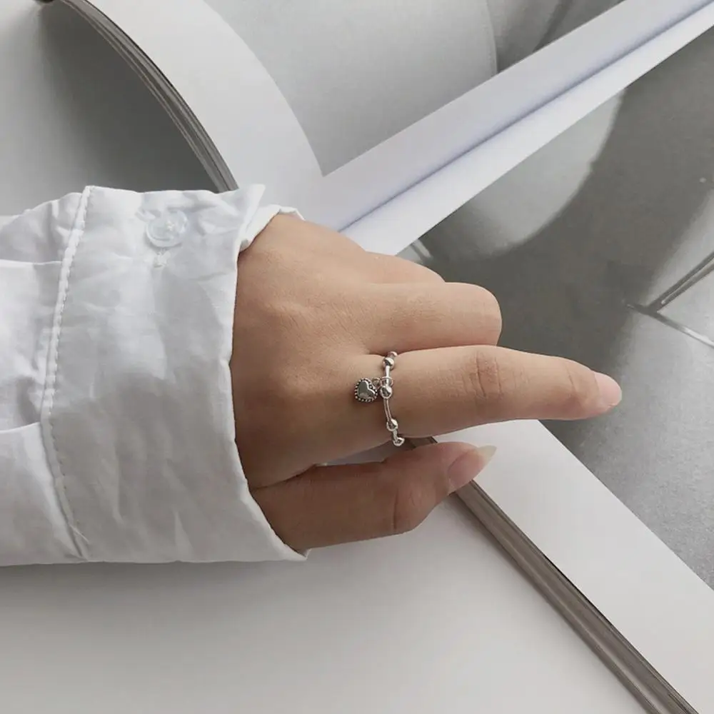 Кольцо неправильной геометрической формы регулируемое из бамбука | Украшения и