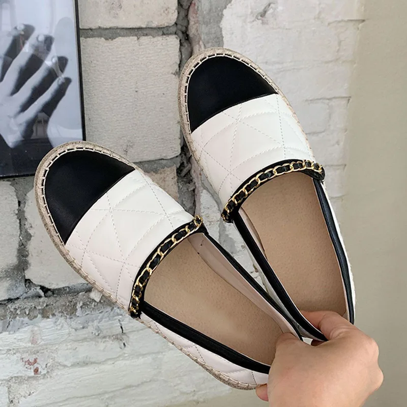 

Fashion Women's Flat Loafers Metal Chain Slip On Ladies Shoes patchwork Sewing Women Shoe Mixed Color Footwear Female New