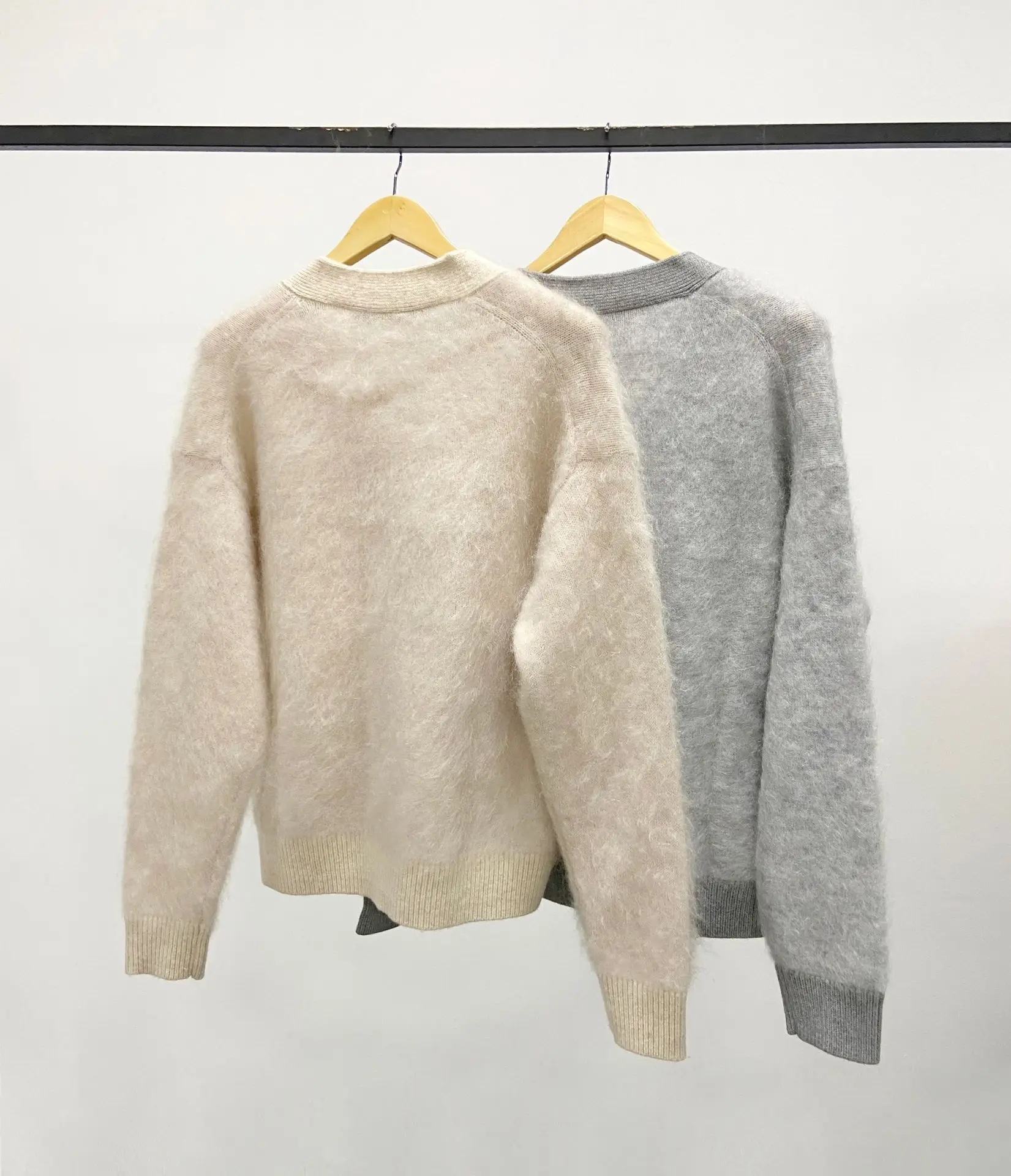 Women V-Neck Knit Cardigan Solid Color All-Match Single Breasted with Pockets 2021 Autumn Winter New Female Sweater Coats