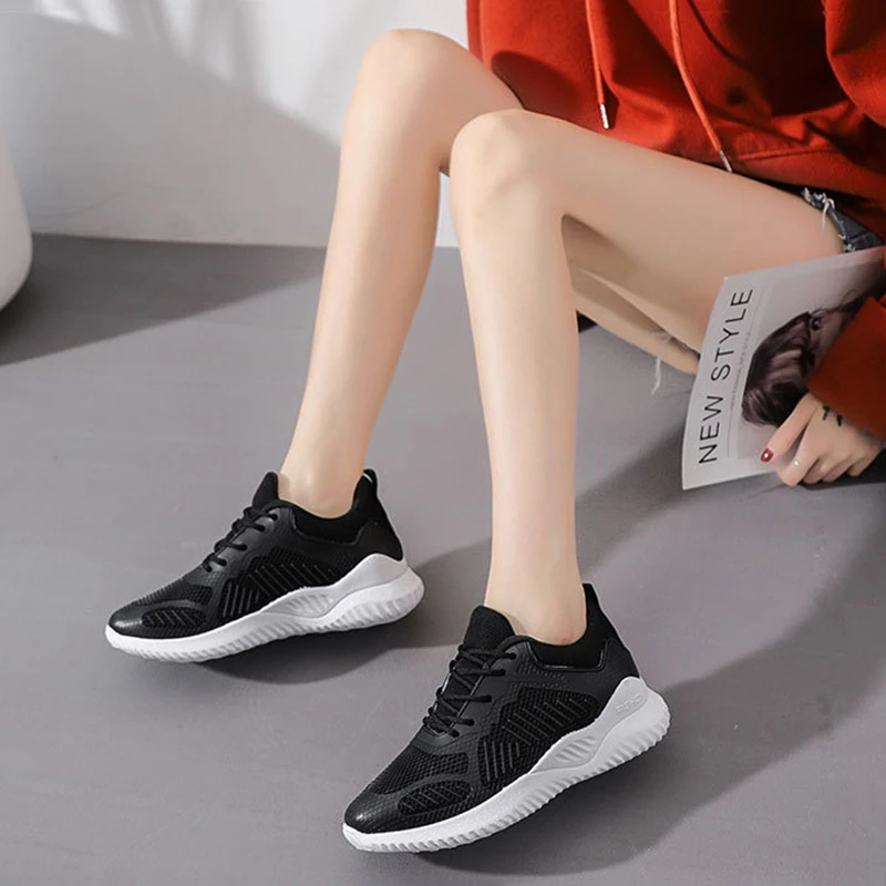 Женские кроссовки Вулканизированная подошва сетчатые дышащие на шнуровке