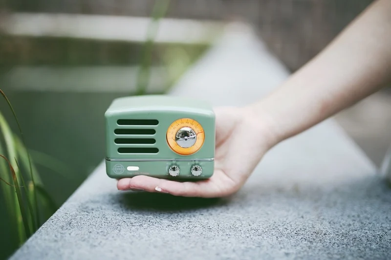 МАО король Маленький принц OTR динамик FM радио Ретро зеленый Мини Bluetooth беспроводной музыкальный металлический плейер MW-2 подарок для девочек