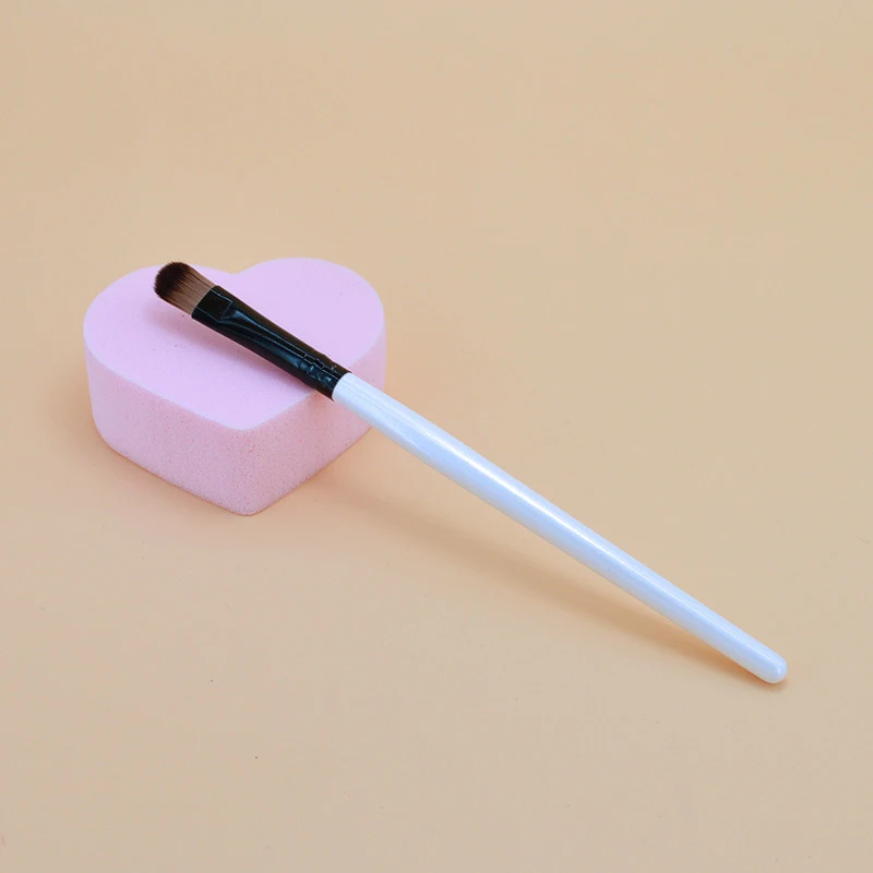 

Soft Durable Eye Shadow Brush Professional Makeup Brush With Solid Wood Handle One Time Double-Head Sponge Eyeshadow Brushes