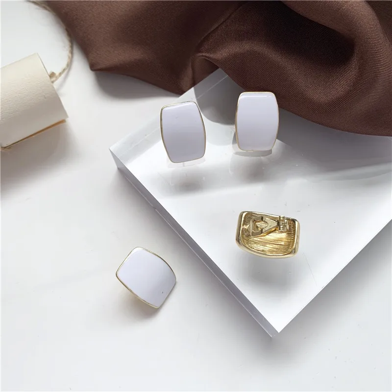 В стиле ретро Модная держащая форму серьги геометрической формы модная красивая