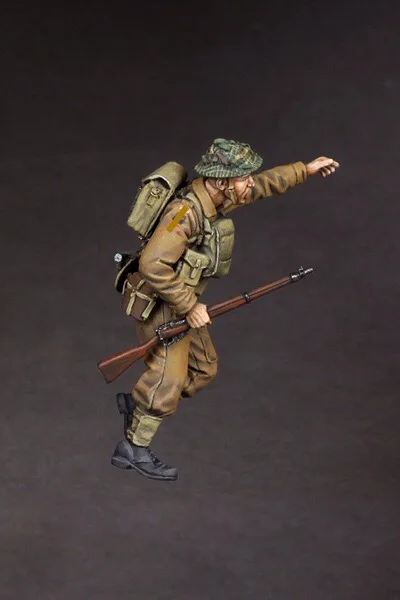 1/35 фигурка модели из смолы GK 4 фигурки без автомобиля несобранный и Неокрашенный