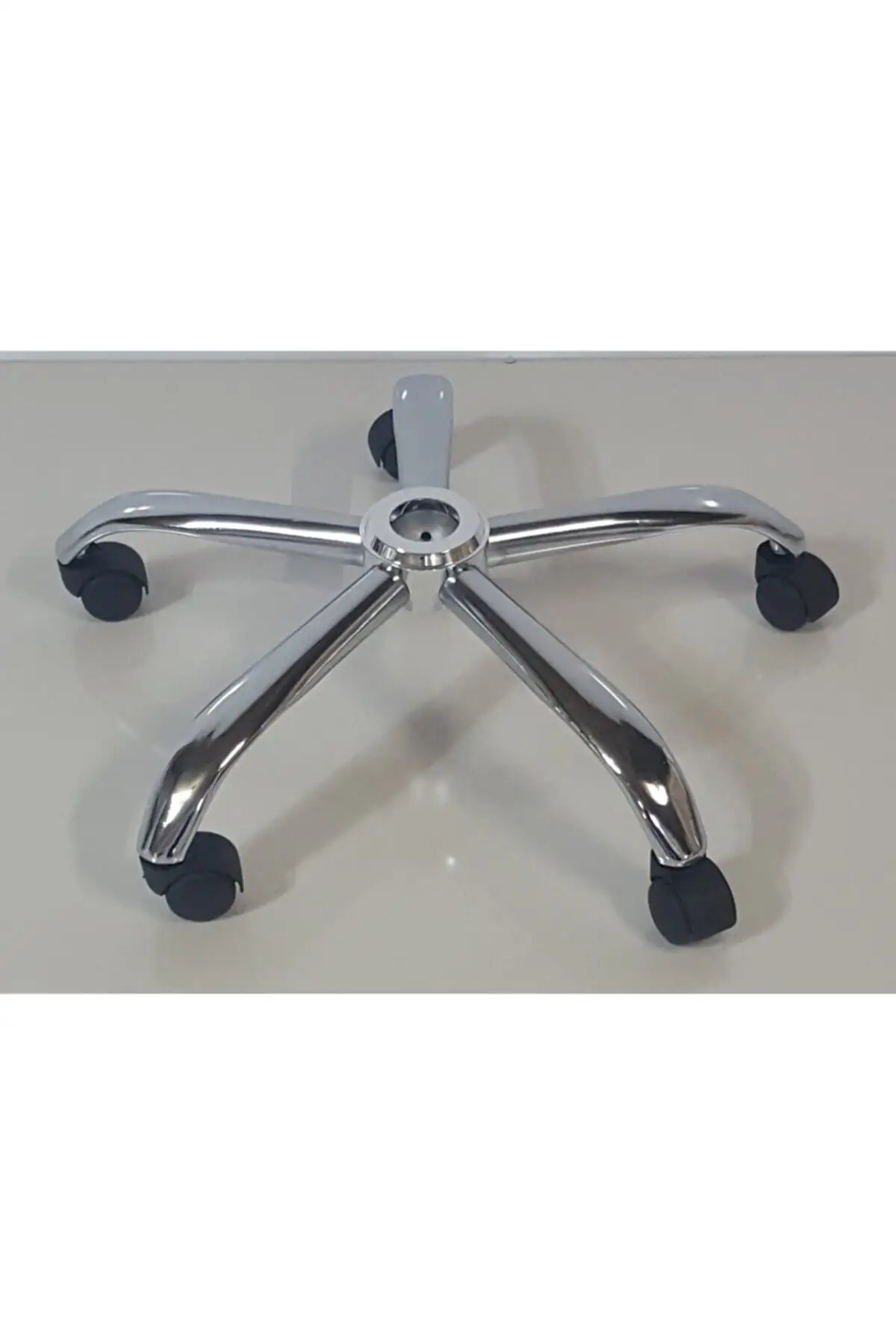 Рабочее кресло офисное Звездные ножки импортный продукт колесо |