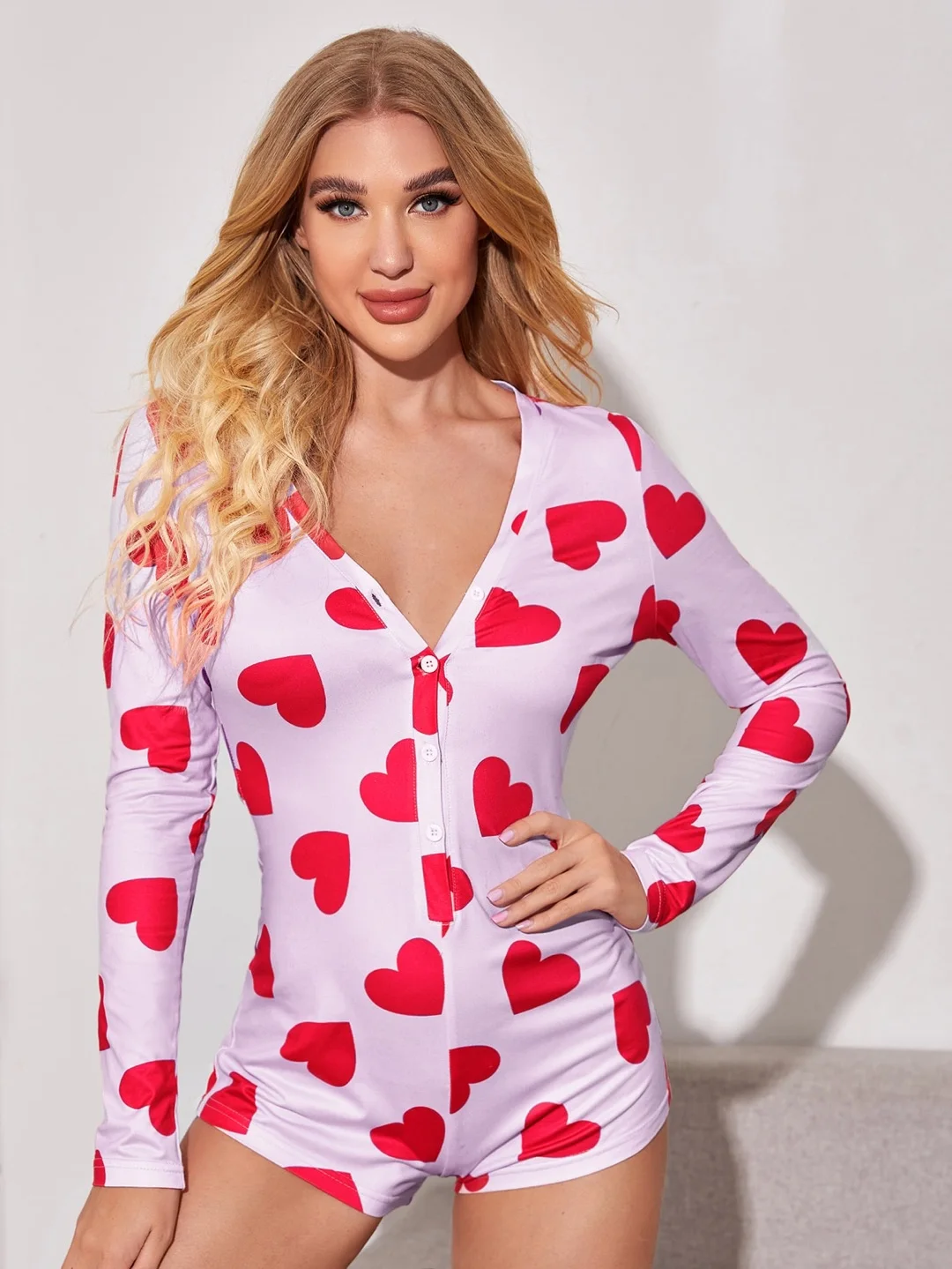 

2022 Valentine's Day Short Sleepwear Jumpsuit Long Sleeve Butt Flap Romper Women V-neck Heart Print 1 Piece Nightwear