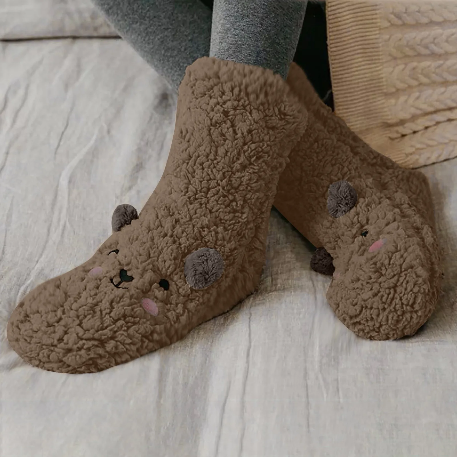 

Fashion Winter Keep Warm And Windproof Women Printed Ladies Thick Cashmere Socks Breathable Comfortable And Soft Fast Shipping