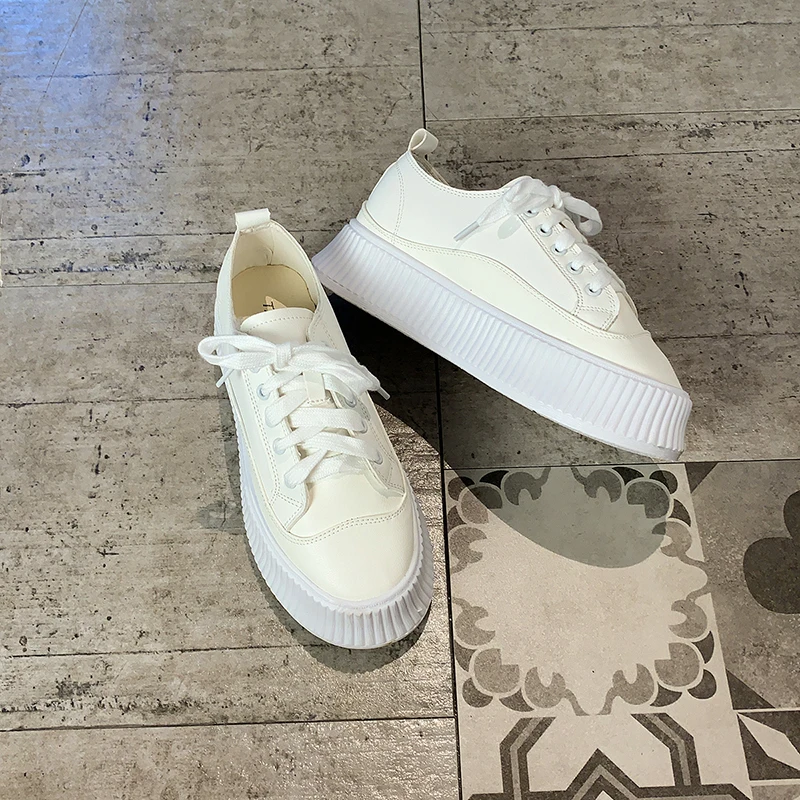 

Small White Shoes All-Match Female Footwear Casual Sneaker Autumn 2021 Fashion Women's Round Toe Dress New Fall Modis Summer Bas