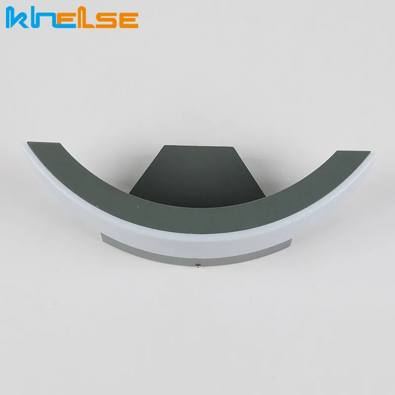 Открытый балкон лестницы Инженерная вилла настенный светильник коридора