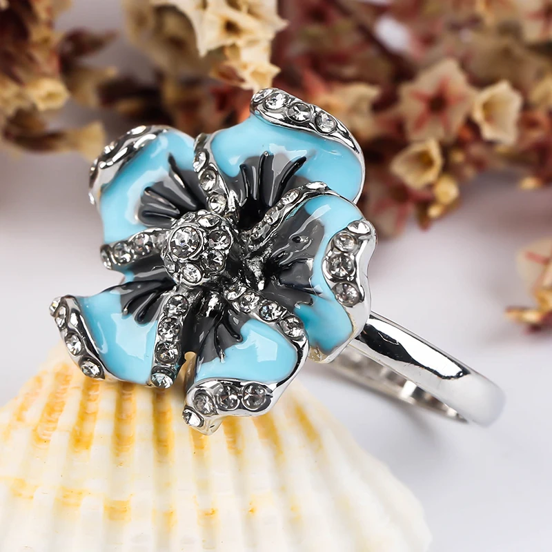 

2019 New Blue Romantic Sakura Cherry Blossoms Floral Rings for Women Luxury Big Flower Drop Oil Rhinestone Rings Gift Z3M350