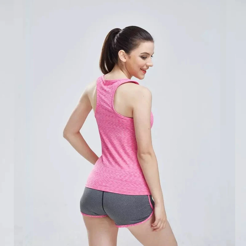 

Women's running workout tank top/shorts suit with sleeveless top with halter top