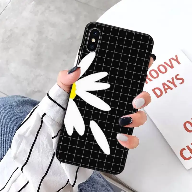 

Black and white Daisy checkerboard Phone Case for iPhone 11 12 pro XS MAX 8 7 6 6S Plus X 5S SE 2020 XR mini