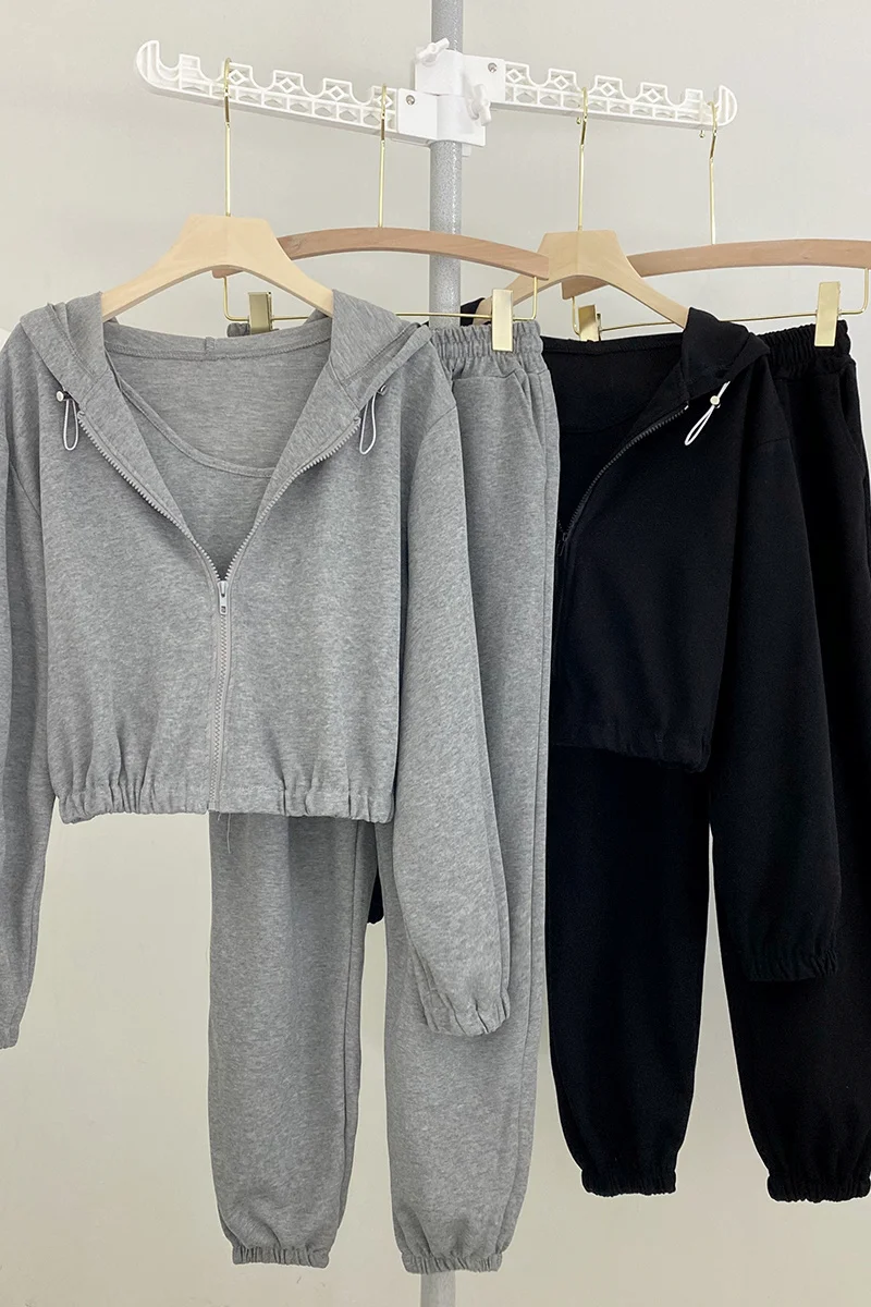 

Casual sports suit women's thin new style Korean loose net red fashion western style three-piece set